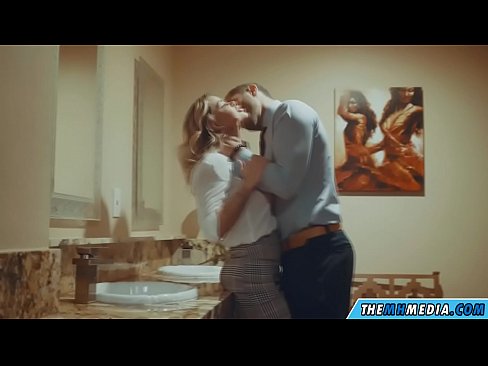 ❤️ Wanneer een rondborstige blondine je verleidt in een openbaar toilet ❤❌ Sex video at porn nl.sex78.ru